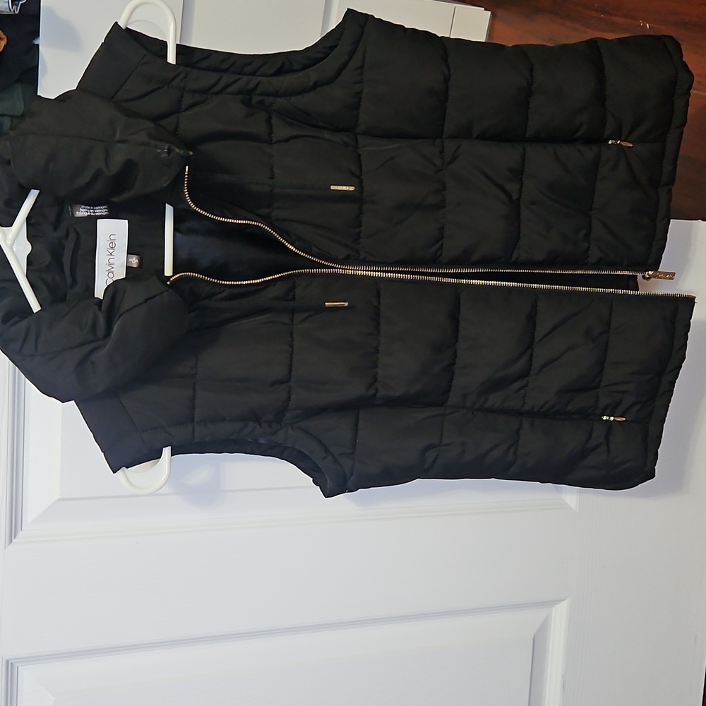 LikeNew Small Calvin Klein Black Quilted Vest with Gold Accents